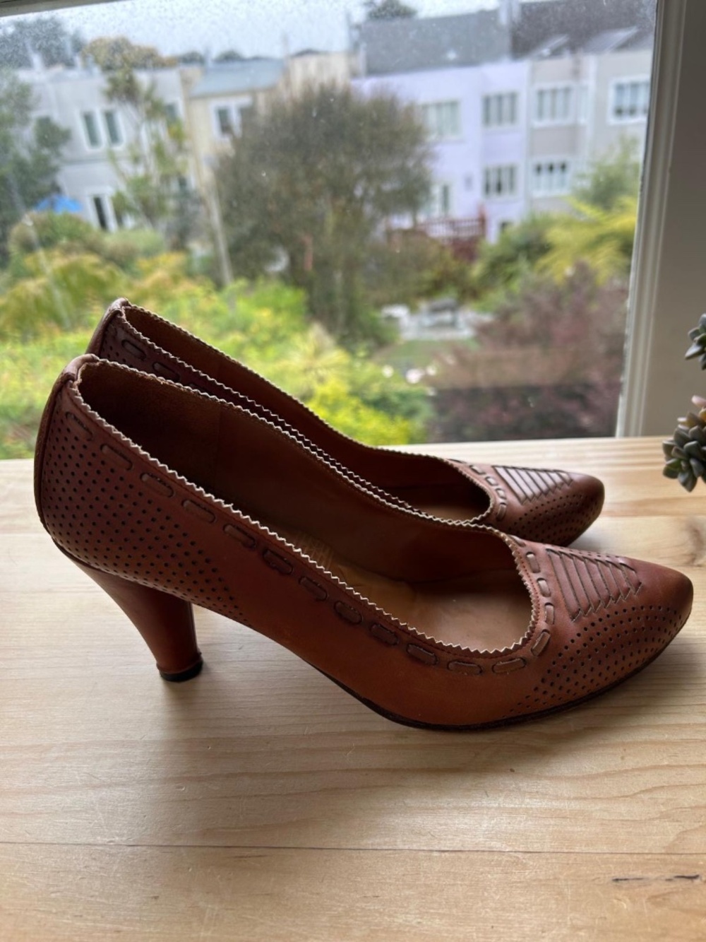 Cognac Leather Chie Mihara Pumps with Woven Detail, size 9